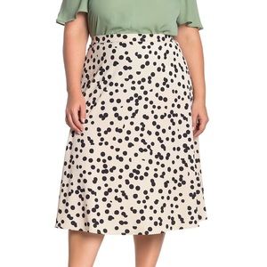 Tahari Black and Cream Dotted Midi Skirt